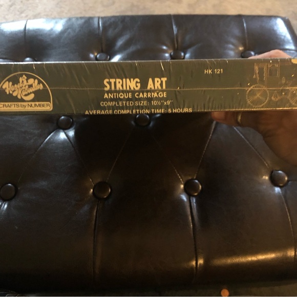 Vintage 1975 Hazels Kaboodles String Art Kit “Antique Carriage “ Never Opened - Picture 4 of 6